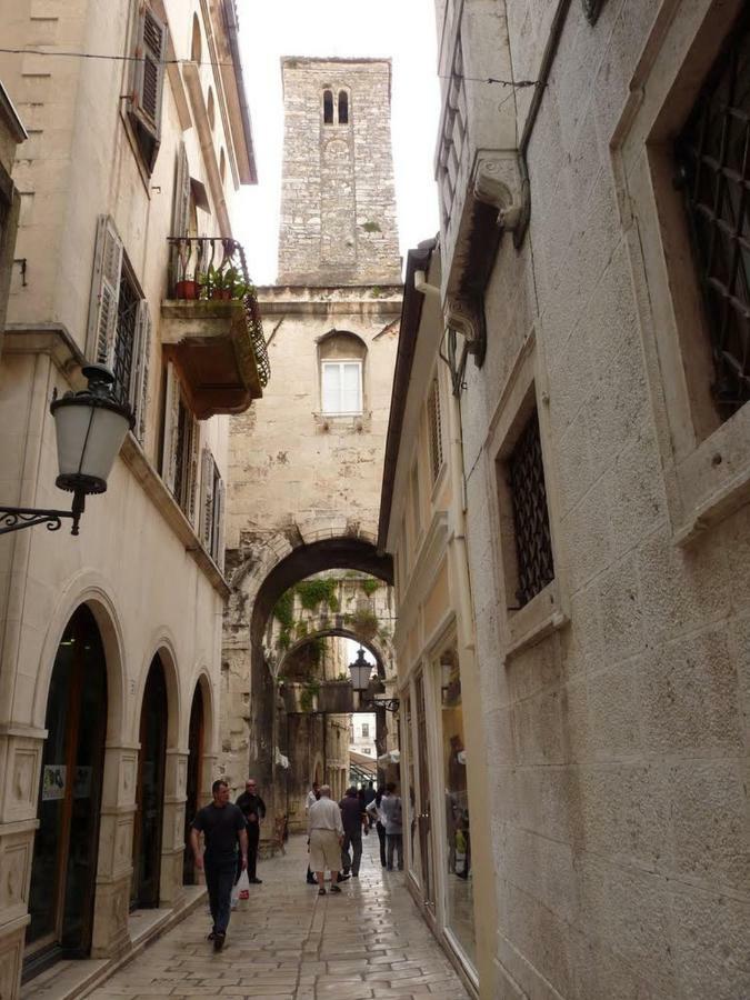 Diocletian'S Palace Apartments Split Buitenkant foto